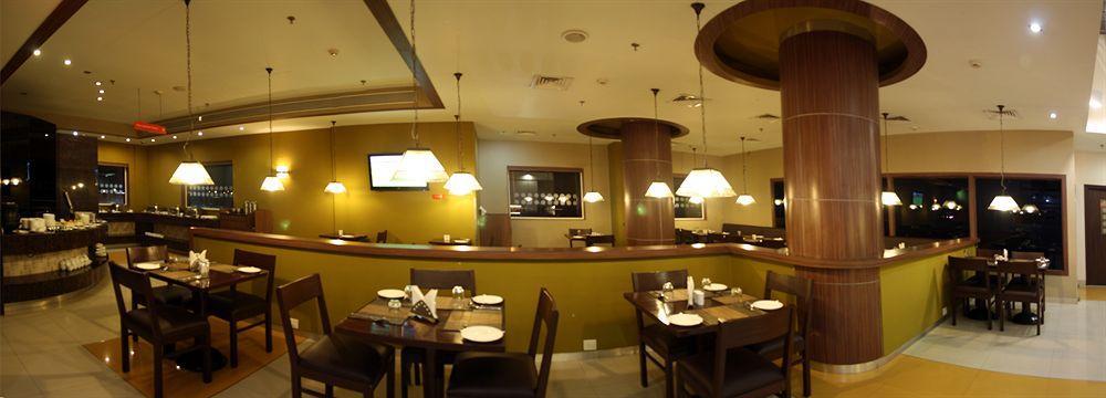 Chennai Hotel ภายนอก รูปภาพ