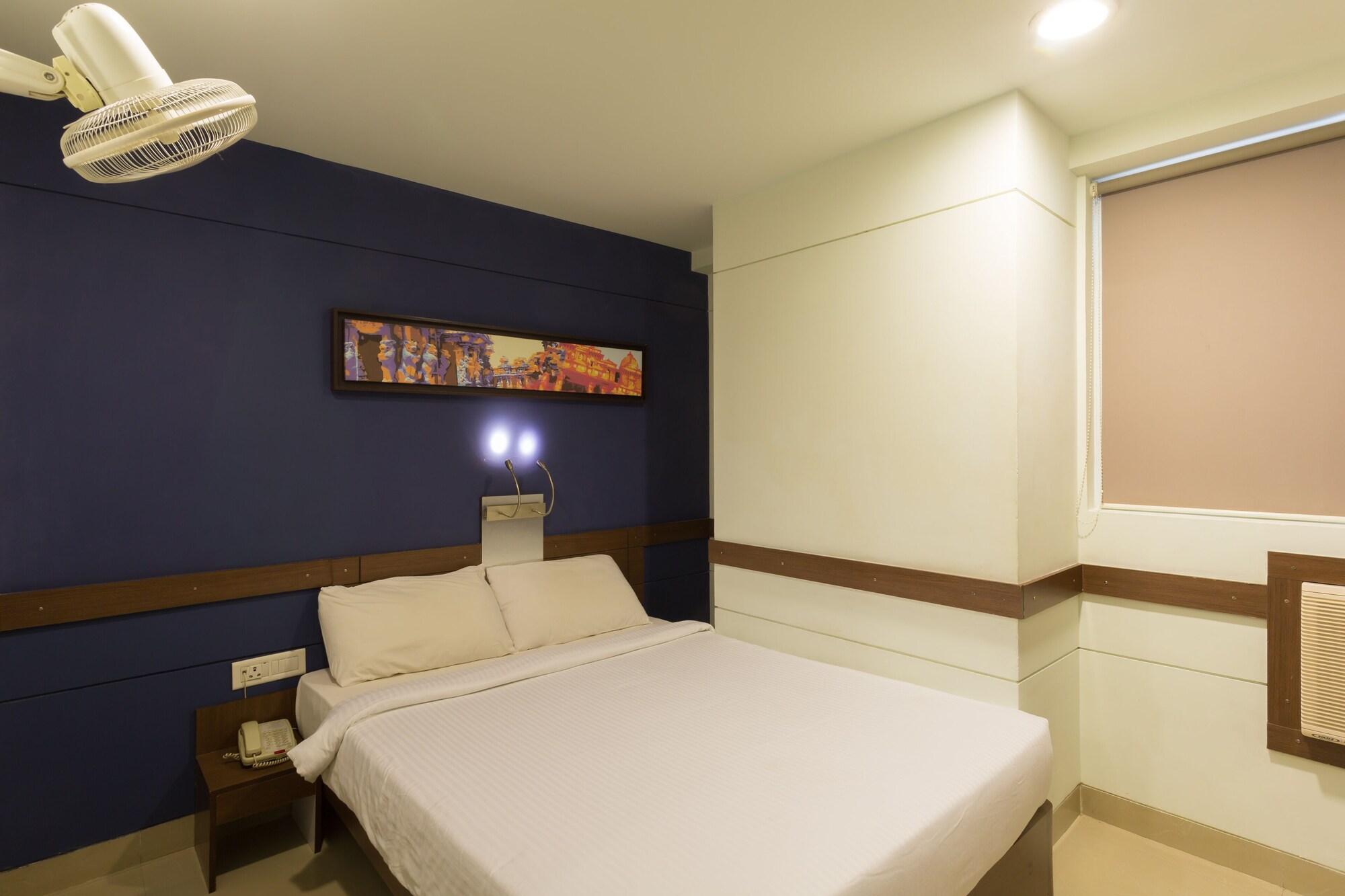 Chennai Hotel ภายนอก รูปภาพ
